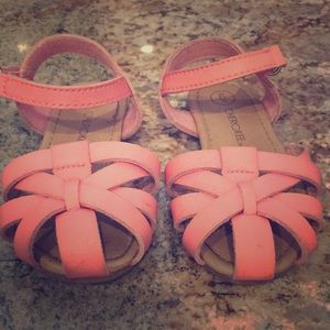 Cherokee sandals